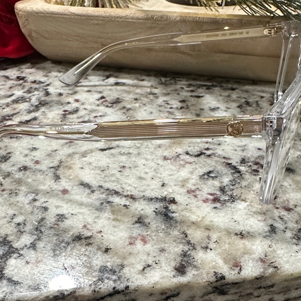 Gucci Clear Frames with Gold Detail - Picture 8 of 9